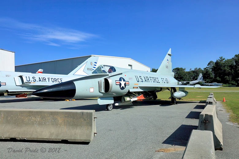 Convair F-102 Delta Dagger