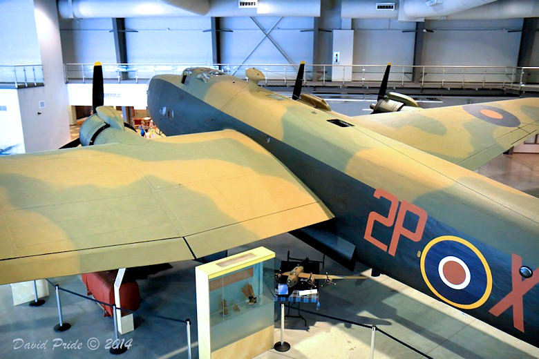 Handley Page Halifax NA337
