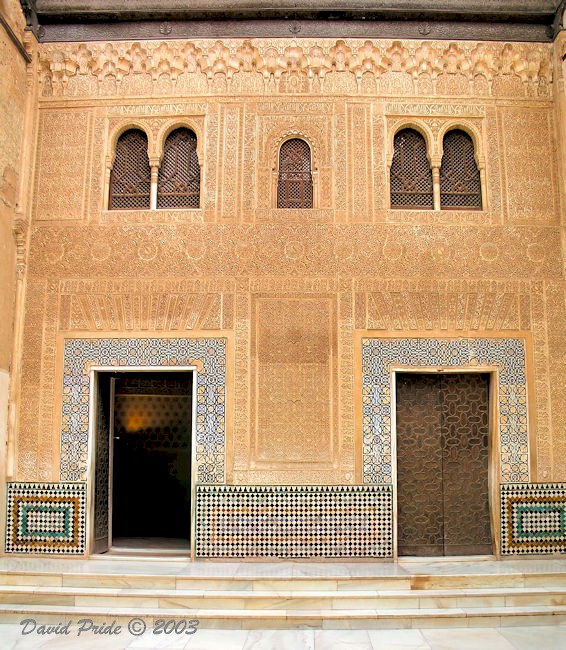 Comares Facade